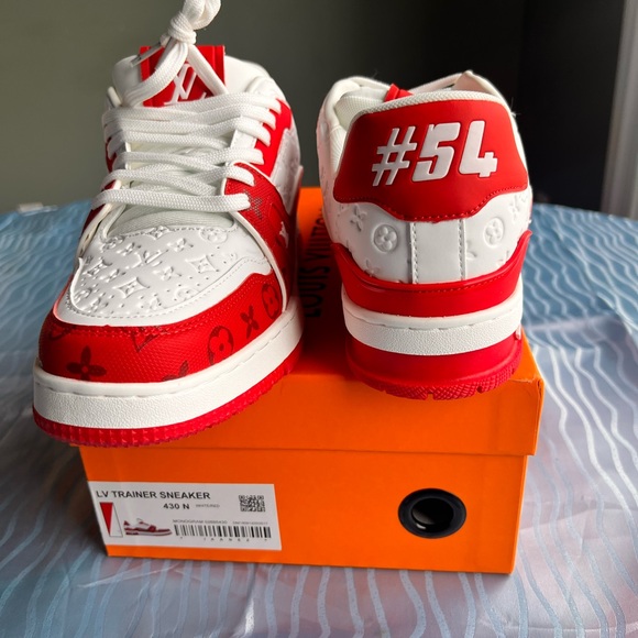 Louis Vuitton Blue and Orange Box with Cream Dust Bag - Picture 5 of 5